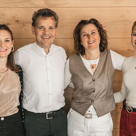 Garni Hotel Miara - Your Dolomites Home Σέλβα ντι Βαλ Γκαρντένα Εξωτερικό φωτογραφία