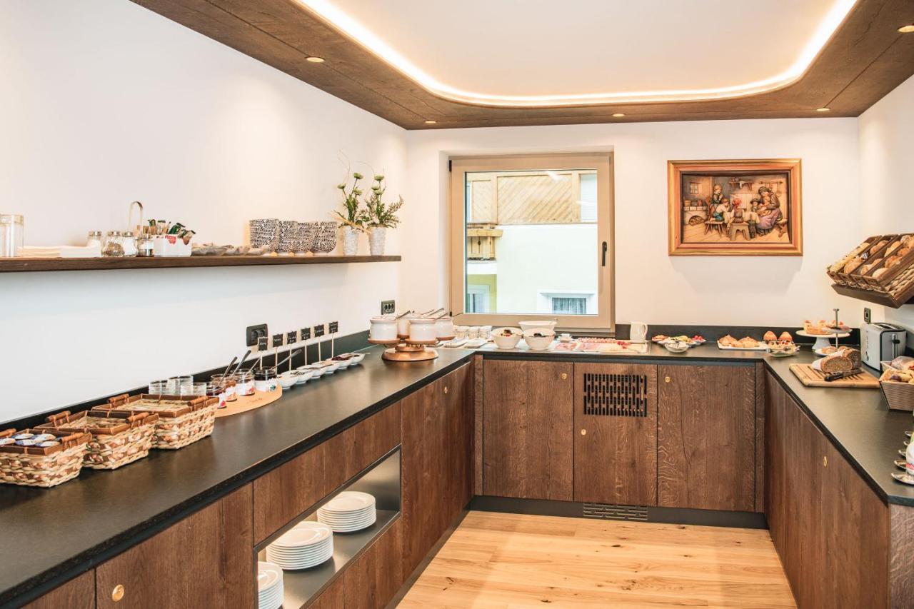 Garni Hotel Miara - Your Dolomites Home Σέλβα ντι Βαλ Γκαρντένα Εξωτερικό φωτογραφία