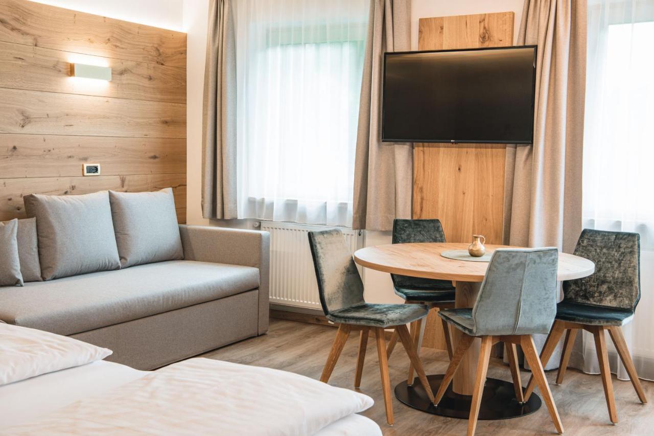 Garni Hotel Miara - Your Dolomites Home Σέλβα ντι Βαλ Γκαρντένα Εξωτερικό φωτογραφία